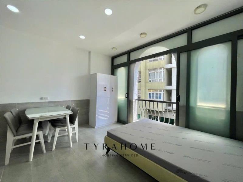 Studio full nội thất - máy giặt riêng - ban công - ngay ngã tư hàng xanh - cách dh uth, hutech, uef, ngoại thương chỉ 5-10p  - 4