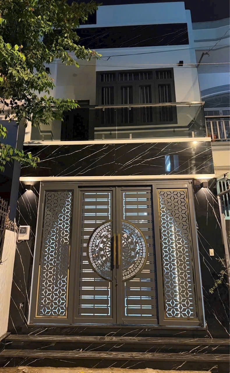Bán nhà tân phú ngay hoà bình 4x18, giáp trung tâm chỉ nhỉnh 8 tỷ - 2