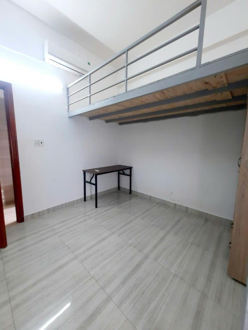 Phòng tách bếp ở nguyễn thị thập quận 7