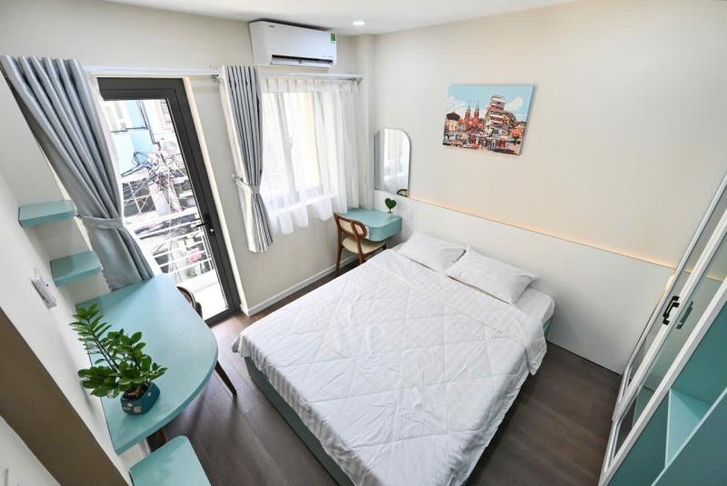 Cho thuê căn 1 phòng ngủ tách bếp, ban công, full nội thất ngay tại phường sài gòn, quận 1 - 2
