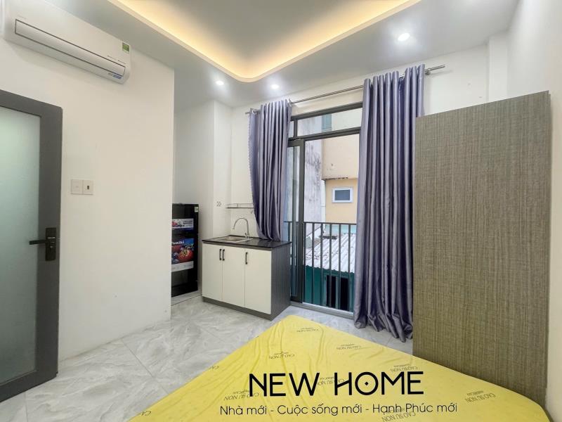 Phòng mới – ban công xinh | gần nhiều trường đại học- thích quảng đức, phú nhuận
