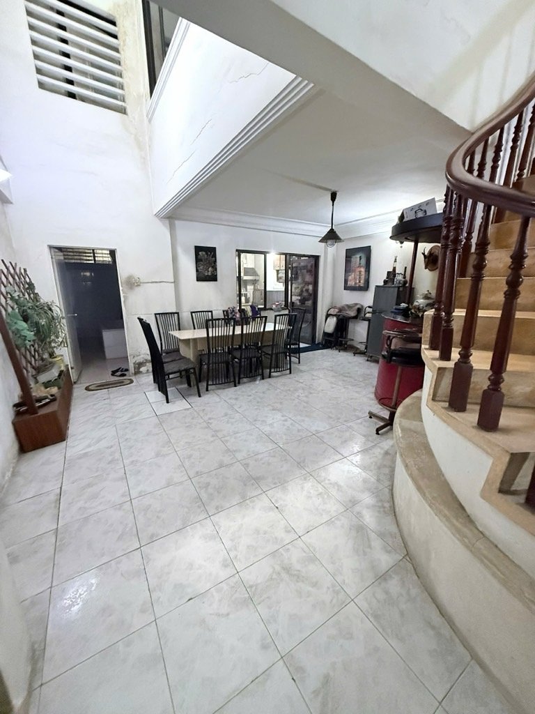 Trung tâm q.1 - thạch thị thanh – p. tân định - dt: 6*22.5m- 56 tỷ - 3