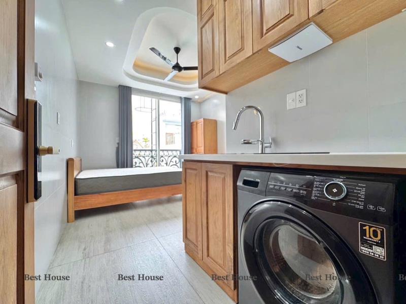 Cho thuê căn hộ studio ngay chợ phạm văn bạch, 25m2 full nội thất