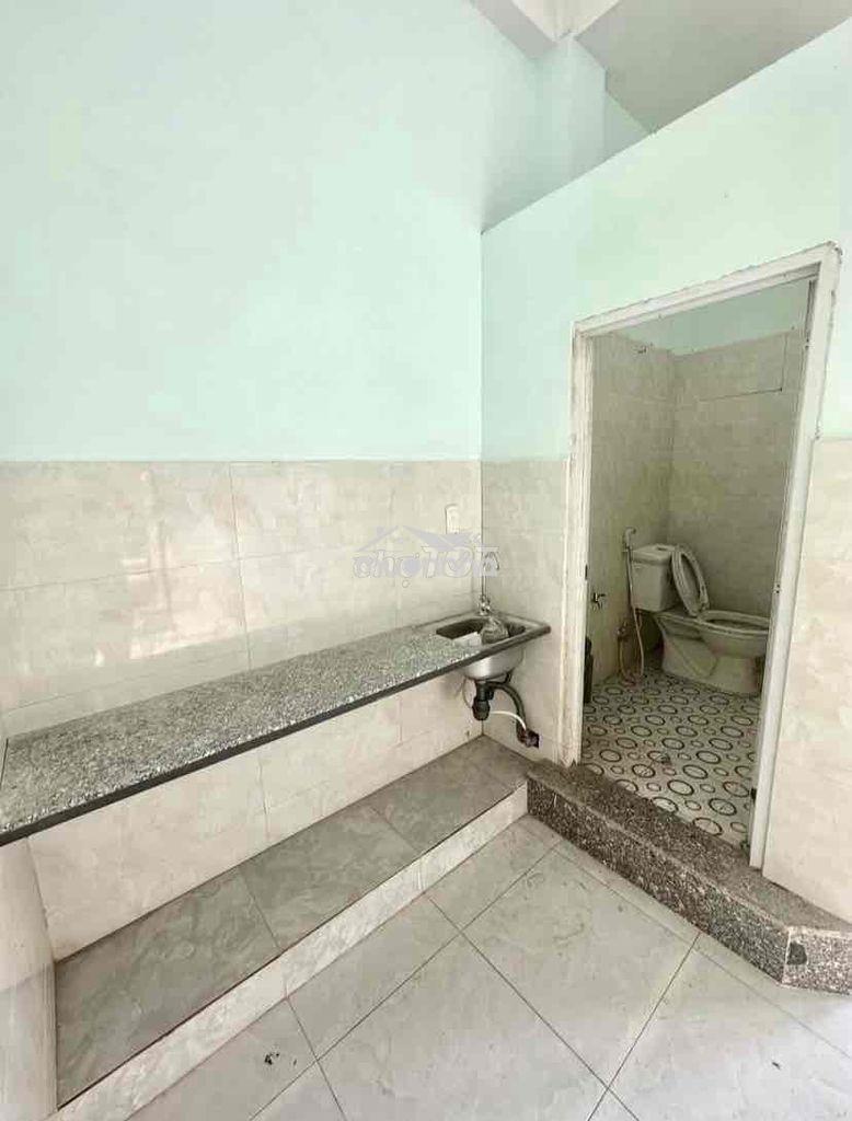 Phòng trọ đại học văn hiến kinh tế kiến trúc nguyễn văn linh q8 - 4