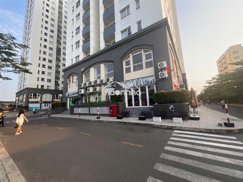 Cho thuê căn góc đẹp nhất c.c dream home. ngay cổng chính. giá 25tr/th