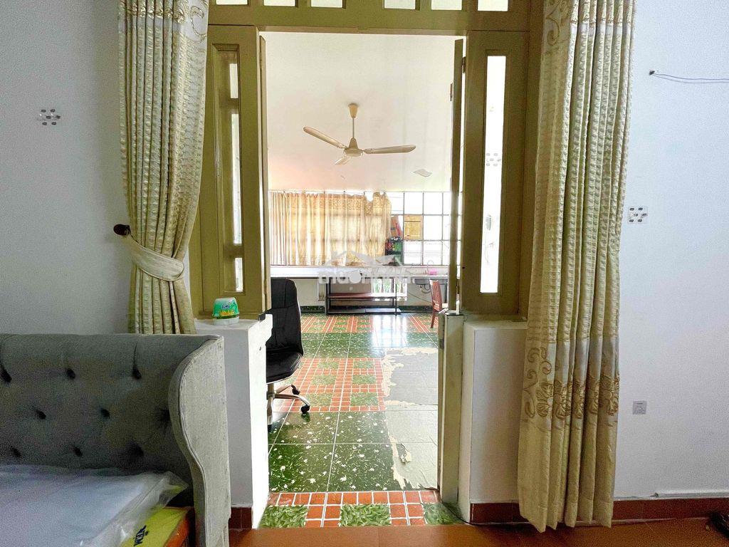 Phòng trọ 60m2 - sát uth - ở tối đa 6 người - 4
