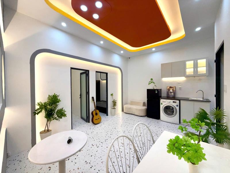Căn hộ tân bình 2pn 1pk full nội thất hiện đại có cửa sổ ban công lớn thuận tiện đi sân bay, cộng hòa, trường chinh và q3, q10