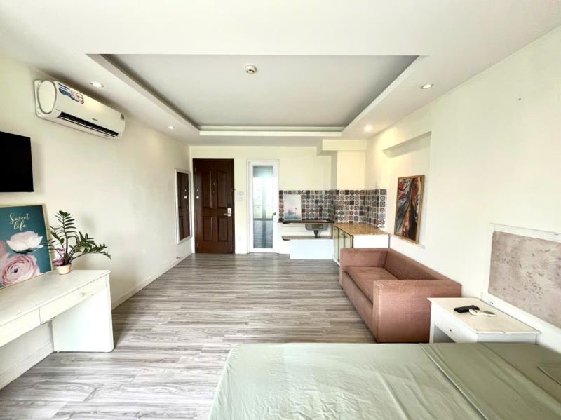 Phòng studio ban công gần pmh quận 7 - 2