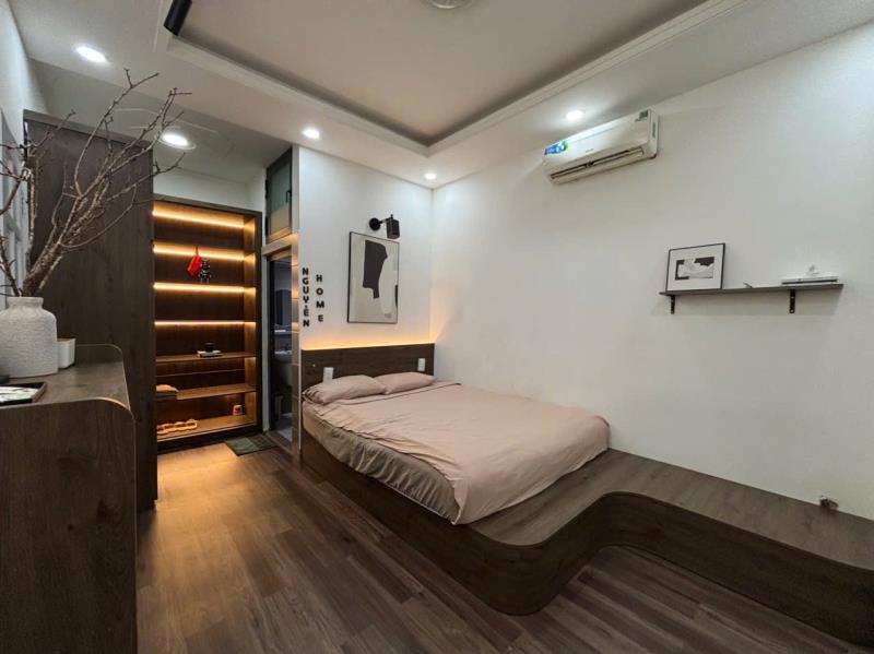     🔥 Phòng đẹp – giá tốt – ngay etown cộng hòa | full nt + máy chiếu