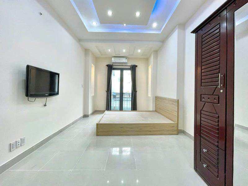 Studio full nội thất - máy giặt riêng - ban công - ngay chợ bà chiểu - di chuyển nhanh q1, phú nhuận