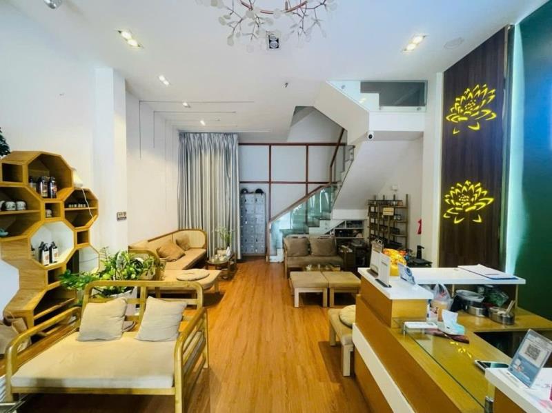 Kế vạn hạnh mall - trần thiện chánh – p.2 -q.10 - dt: 5*17m- 20 tỷ 7 - 3