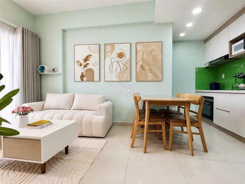 Cho thuê chcc gold view 70m 2pn giá 16tr/tháng view