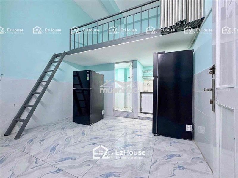 Cho thuê trọ giá rẻ sẵn máy lạnh-tủ lạnh gác cao + cửa sổ trời
