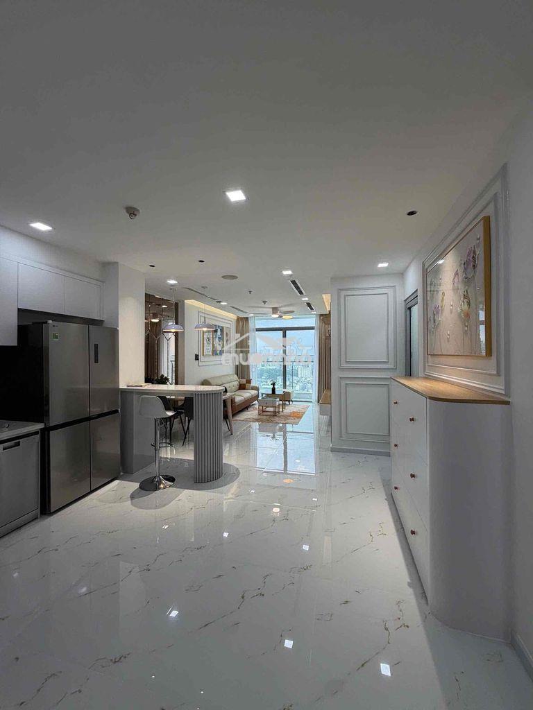 Cần cho thuê căn hộ nội thất luxury tại vinhomes - landmark 81.