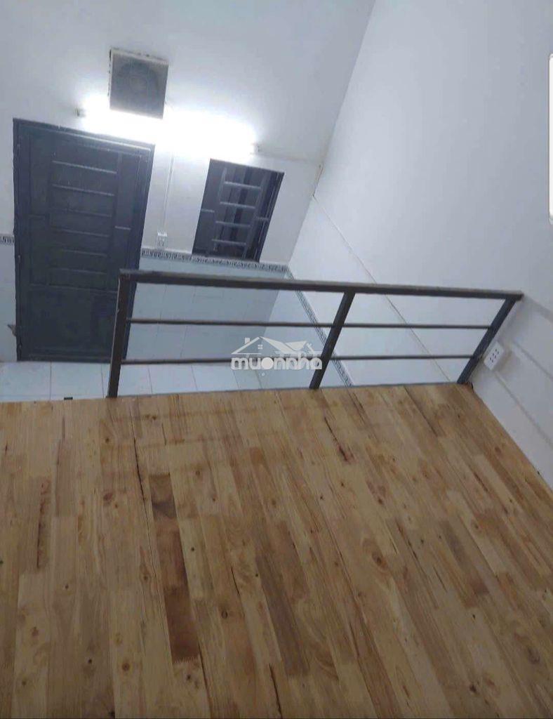 Phòng có gác cao 1.8m không đụng đầu, khu nguyễn trãi giao hồng bàng - 4