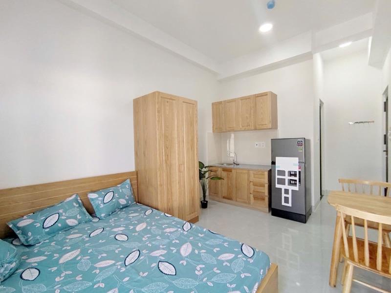 🏡 Cho thuê căn hộ ban công tăng bạt hổ – bình thạnh | thang máy 