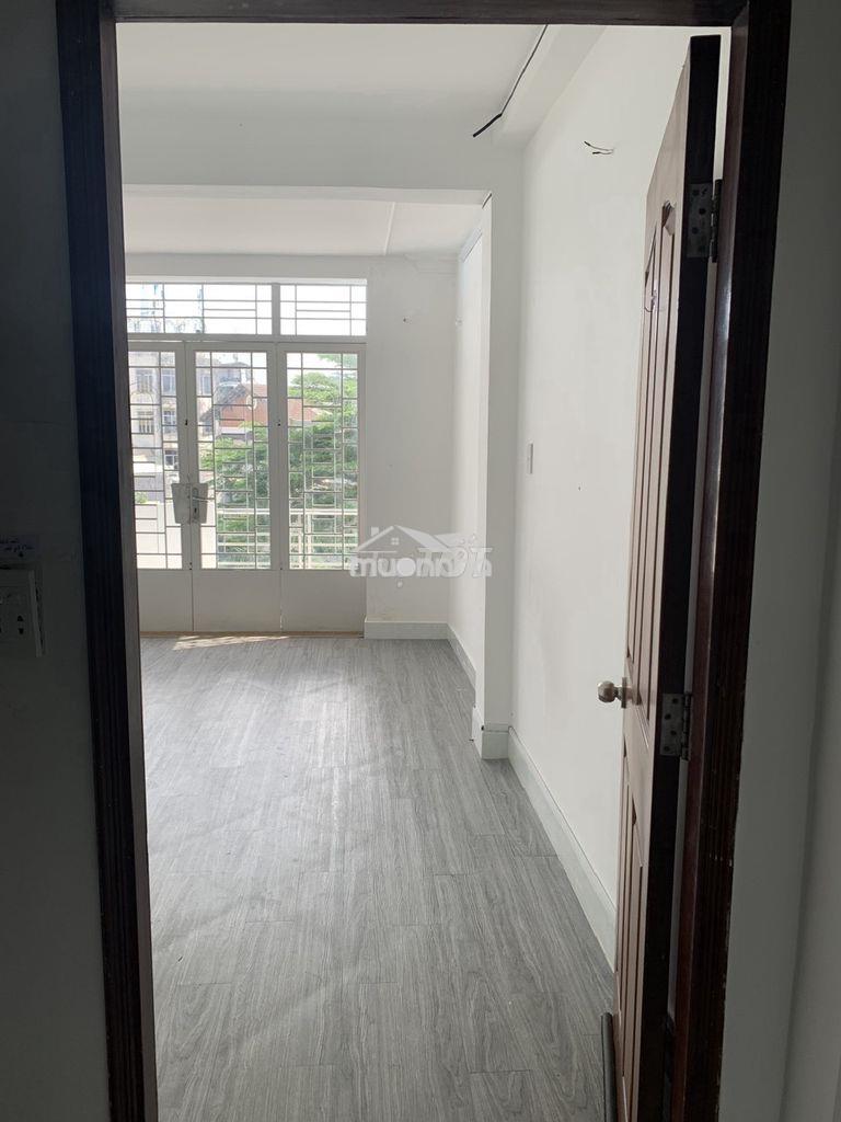 Cho thuê nhà hxt, hướng chính nam, đường nơ trang long - 2
