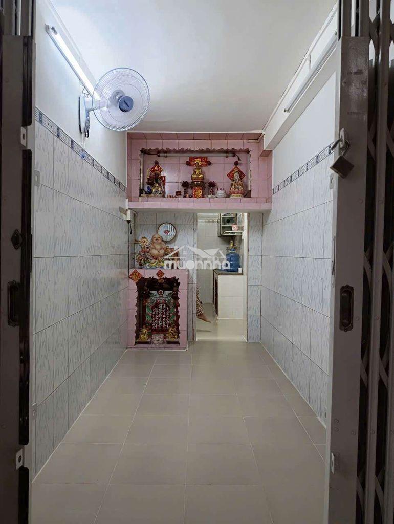 Nhà sạch sẻ 2 lầu 2 phòng ngủ
