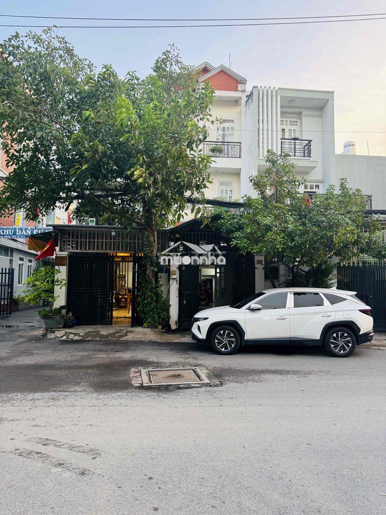 Bán nhà 3 tầng - ngang 5 đẹp - trung tâm thủ đức cũ - giá 7,5 tỷ