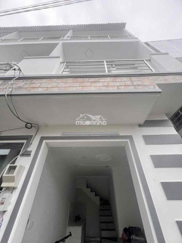 Cho nữ thuê lầu 2