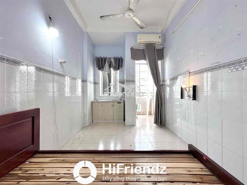 Căn hộ có ban công thang máy gần công viên phú lâm - giáp quận 6 🌹