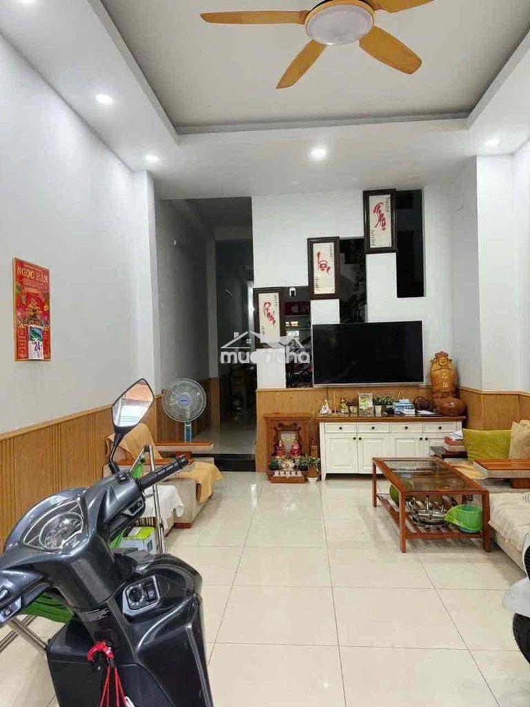 🏡 Nhà 3 tầng quận 7 – 4pn – 5wc – ngang 4m dài 25m – giá 9 tỷ 🔥 📍 lâm - 3