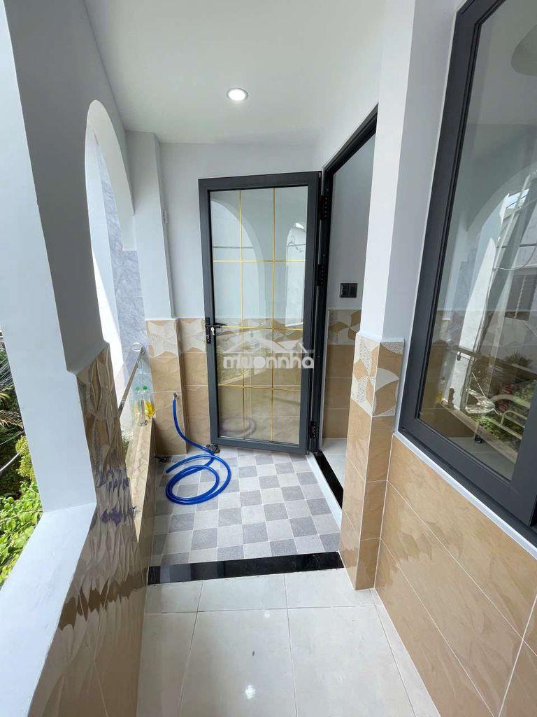 Căn nhà hẻm trục thông ngay ngã 5 quang trung - 4