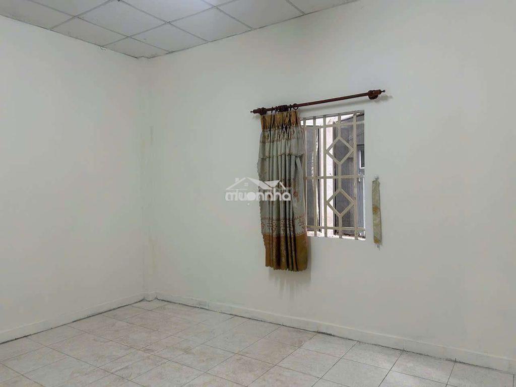 Nhà cho thuê xe hoi ngủ trong sân p 12 gò vấp - 2