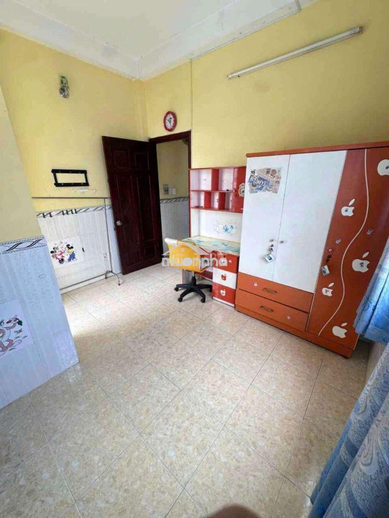 Nhà 4 tầng btct - 5pn - 42m2 nở hậu - hồng bàng q11 - chỉ 5.xx tỷ. - 3