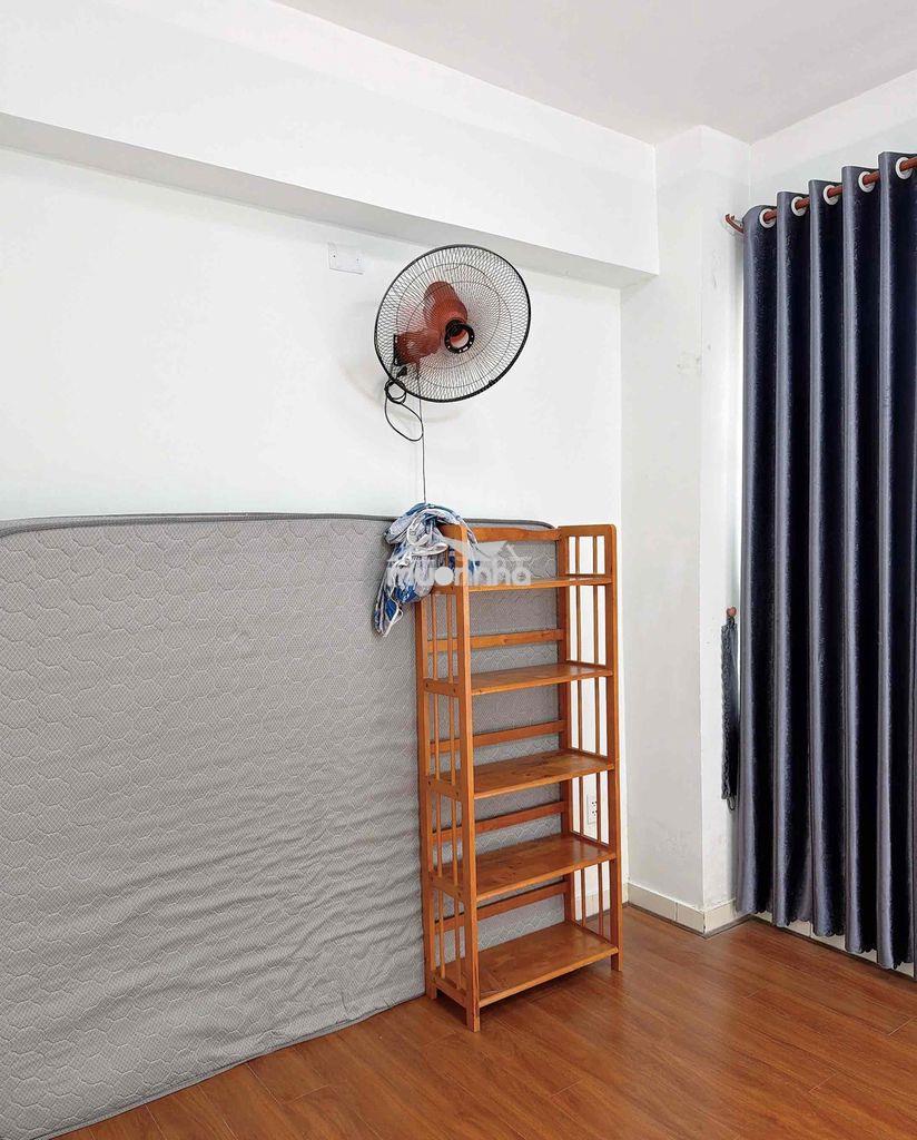 Chia phòng căn hộ chung cư 1pn 1wc có nệm quạt - 2