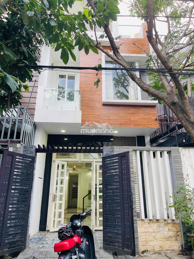 Chính chủ gửi bán nhà 3 tầng mt phú lộc 21
