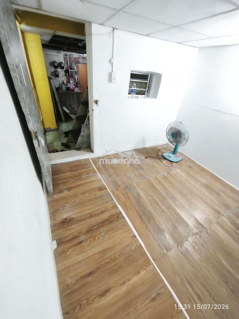 P trệt, bếp, nha wc riêng, sát chợ phạm v hai, bờ kè trường sa, - 2