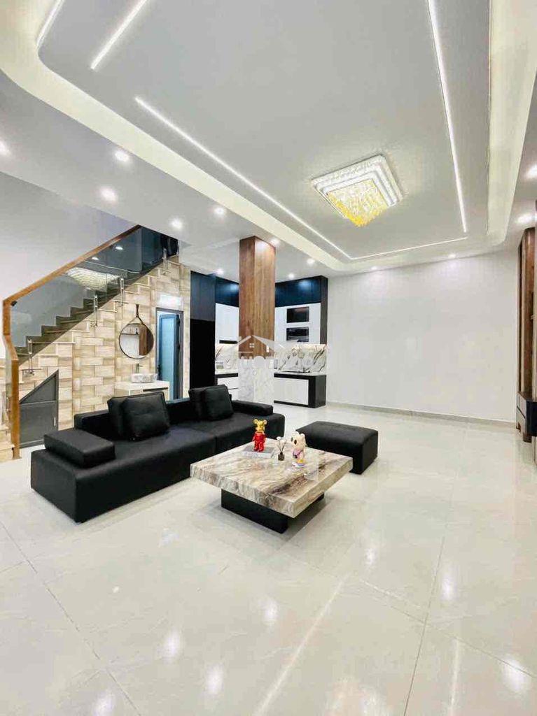 Bán nhà - 3 tầng - 6,8x10 - kế phan anh, bình tân - oto ngủ trong nhà - 2