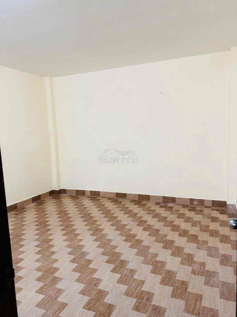 Nhà ngay chợ minh phát. trệt lửng 2pn 2wc. xe hơi đỗ cửa - 2