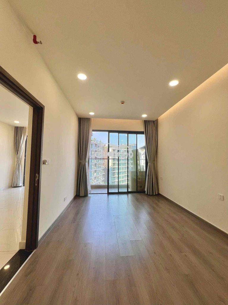 Cho thuê nhanh căn hộ 2pn khu cao cấp diamond centery - - 3