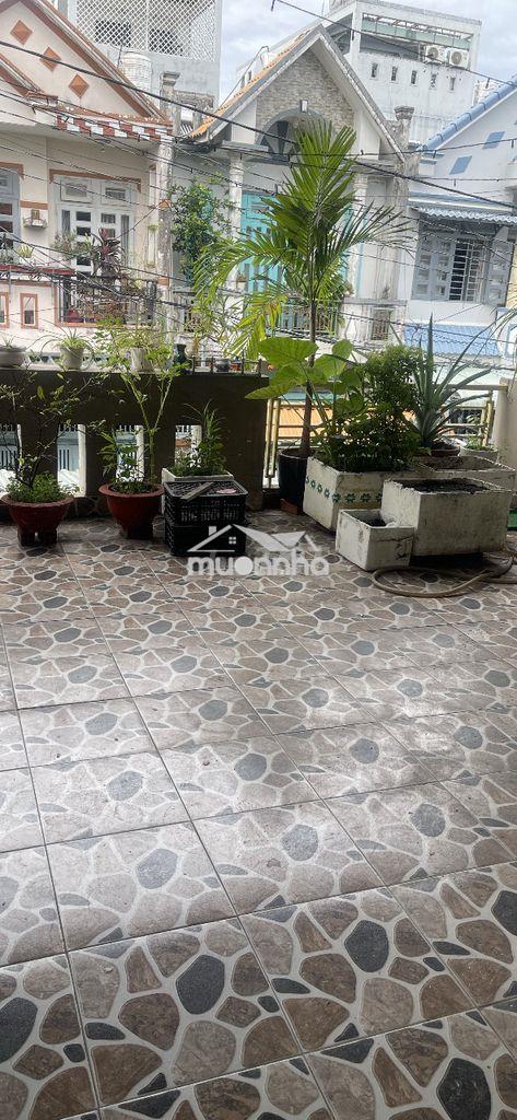 Bán nhà đang ở chính chủ  gần chợ hóc  môn