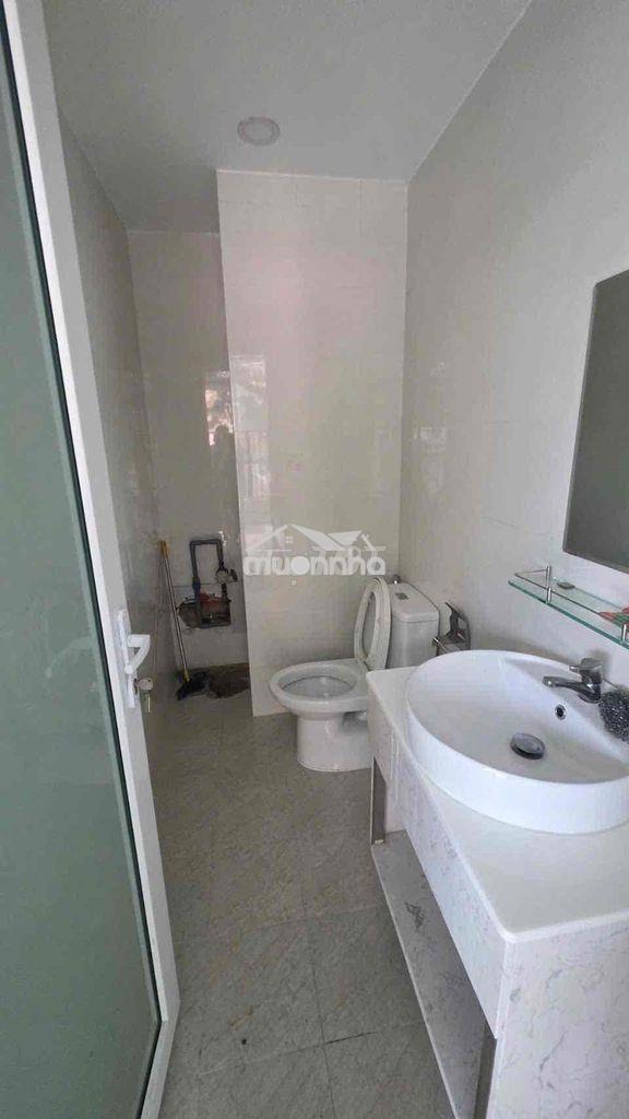 Cho thuê vp đường 23 lầu 3 có thang máy 7m x 20m - 4