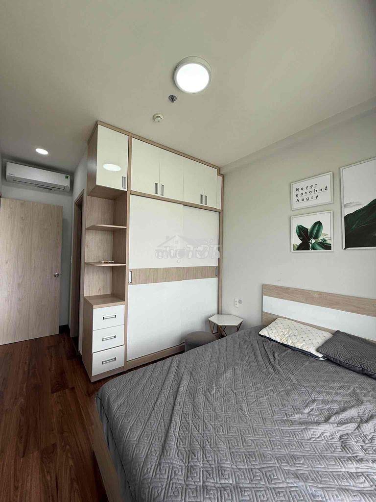 Cho thuê charm city ngay vincom dĩ an 2pn 2wc giá 8,5triệu full nội th