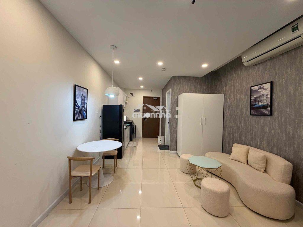Masteri millennium studio rộng 38m2 có ban công - 2