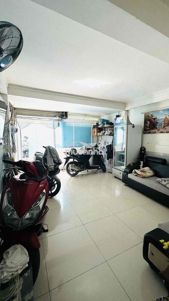 Nhà lầu. hẻm ô tô. gần bình triệu. bình lợi. cầu ông dầu quốc lộ 13 - 2