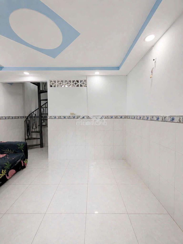 Bán nhà shr đặng nhữ lâm 30m2 ngay chợ phú xuân