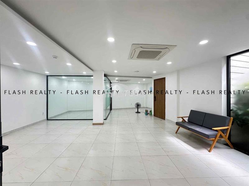 Văn phòng 80m² trung tâm q.3 – 15tr/tháng | sẵn máy lạnh