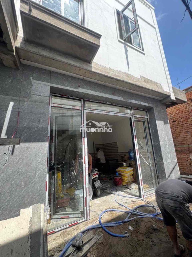 Hiện tại em đang có 10 căn đang xây mới.cho thuê khu vực quốc lộ gần - 2