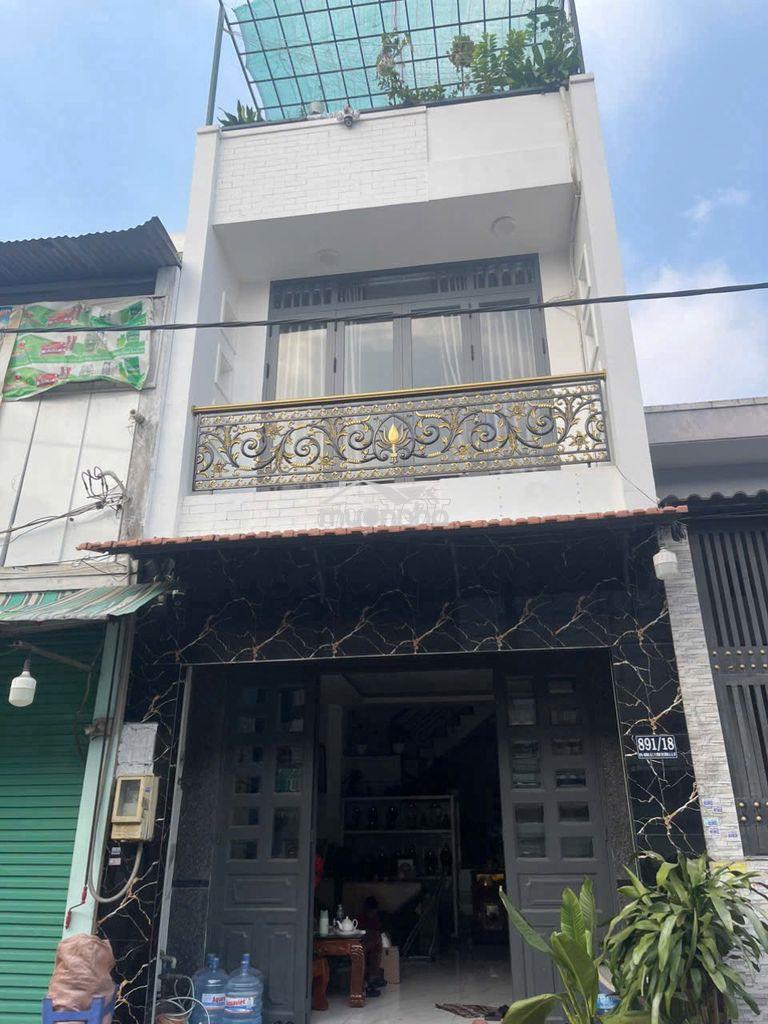 Nha hem xe hơi 891/18 hl 2
