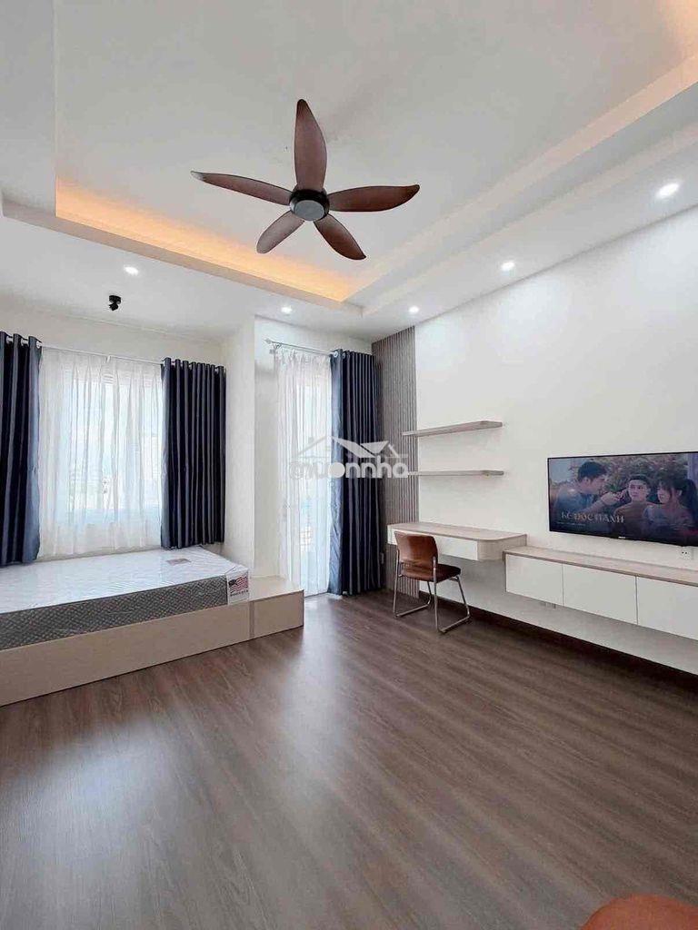 Studio 1 phòng ngủ tách bếp full nội thất rộng 40m2 ngay đầm sen - 2