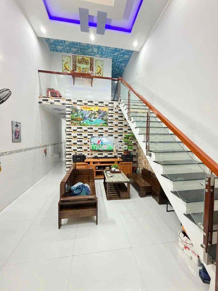 Bán nhà 1 trệt 1 gác đúc ( sc) gần chợ hoá an. dt: 64m2. giá: 1ty150 - 3