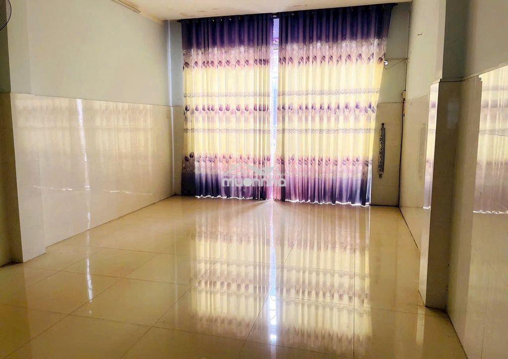 Cho thuê nhà hẻm 536/2 bâu cơ - dt 4 x 17 đúc 1 lầu : 2 pn , 2 wc - 4