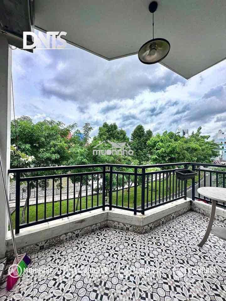 🎀Căn hộ ban công view sông mặt tiền hoàng sa quận 3 fullnt - 3