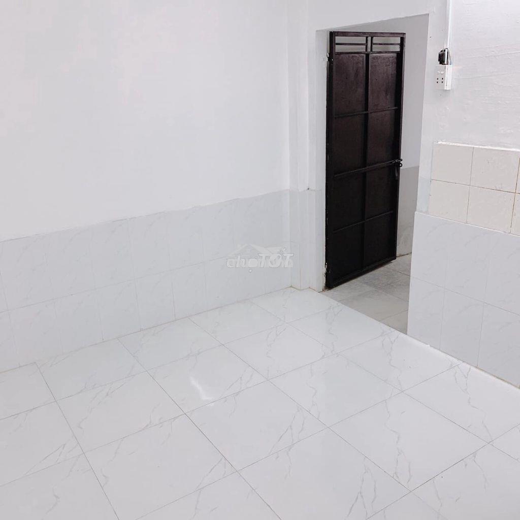 Cho thuê nhà gần chợ đầu mối - 2