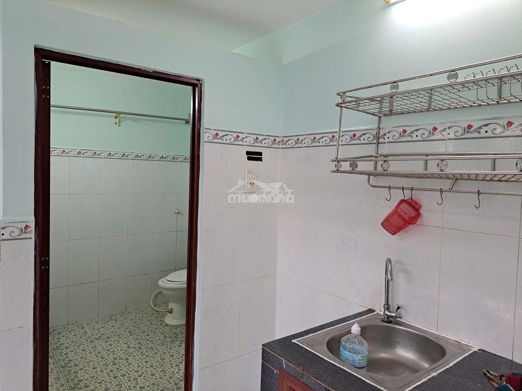 Cho thuê phòng trọ, có gác lửng. diện tích 25m2. - 2